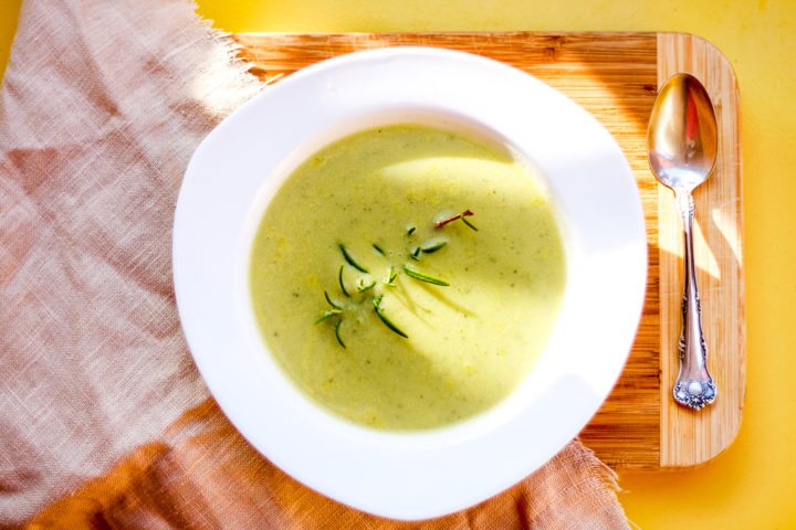 Zucchini-Kartoffel-Suppe mit Rosmarin - The Kaisers